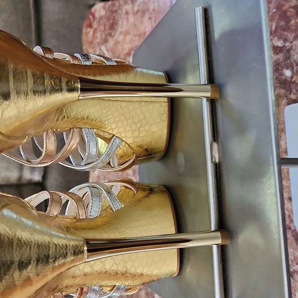 Michael Kors Maddie platform - Picture 4 of 7